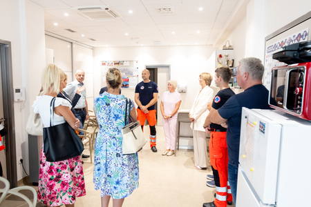 PREDAJA VOZILA URGENTNEGA ZDRAVNIKA Postojna  7.8.2025 - Valter Leban-0441